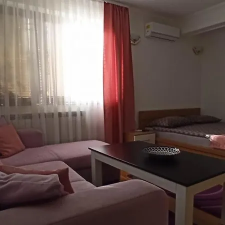 Apartamento Denza Center *